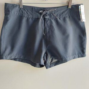 ISLAND ESCAPE Lace-Up Swim Board Shorts